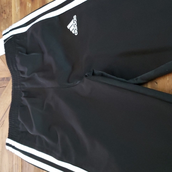 ADIDAS kids Jogger pants - Picture 2 of 3